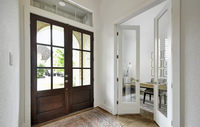 4-bedroom rental at 7019 Cantera Manor Blvd in San Antonio, TX — photo 5