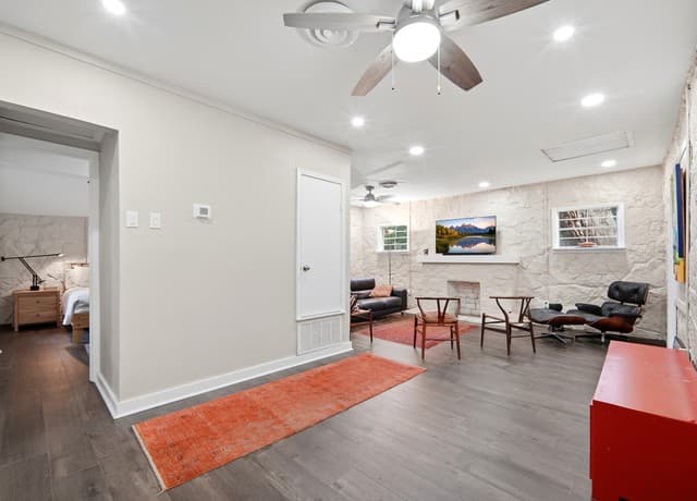 3-bedroom rental at 19214 Grey Forest in Helotes, TX — photo 4