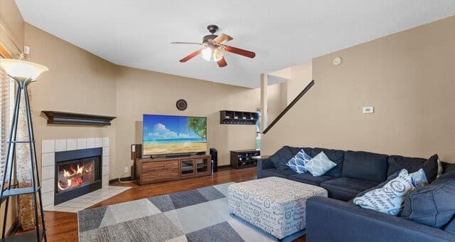3-bedroom rental at 7942 Las Olas Blvd in San Antonio, TX — photo 4