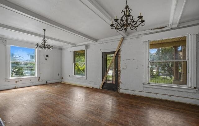 4-bedroom rental at 325 E Courtland in San Antonio, TX — photo 3