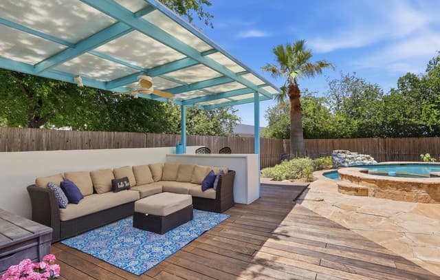 4-bedroom rental at 5230 Newcastle Ln in San Antonio, TX — photo 2