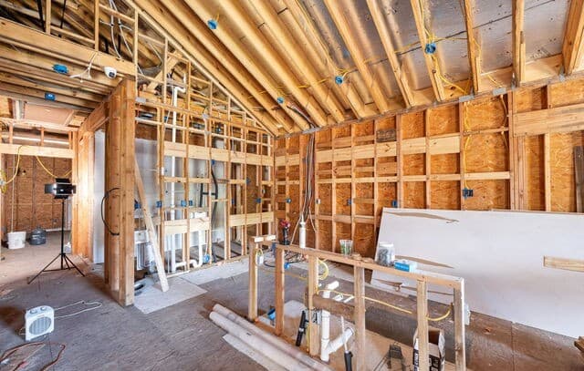3-bedroom rental at 155 Rosebud in San Antonio, TX — photo 5