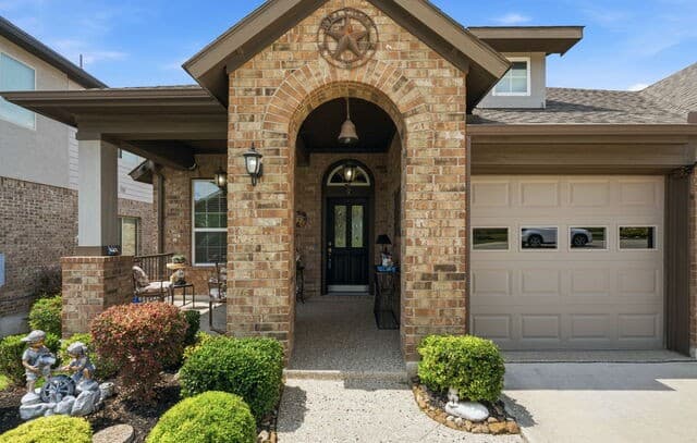3-bedroom rental at 1339 Taubenfeld in San Antonio, TX — photo 4