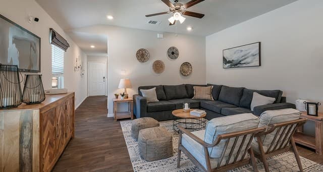 3-bedroom rental at 3651 Rock Garden Way in San Antonio, TX — photo 2