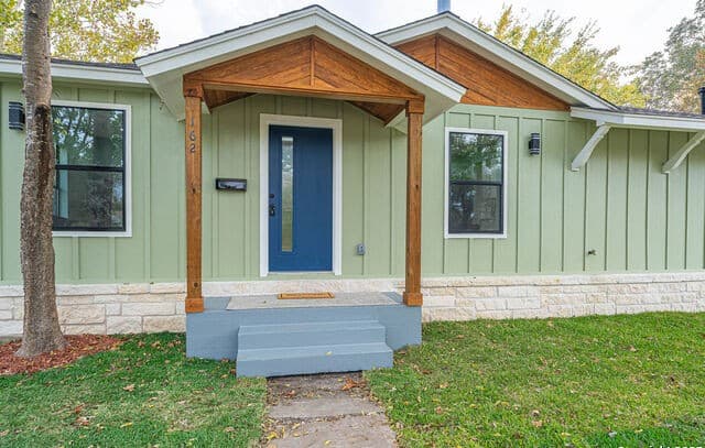 2-bedroom rental at 162 New Haven Dr in San Antonio, TX — photo 5
