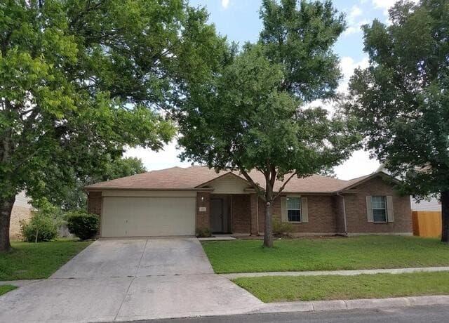3-bedroom rental at 115 Cibolo Creek Dr in Boerne TX