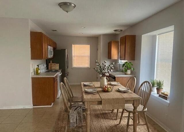 3-bedroom rental at 115 Cibolo Creek Dr in Boerne, TX — photo 3