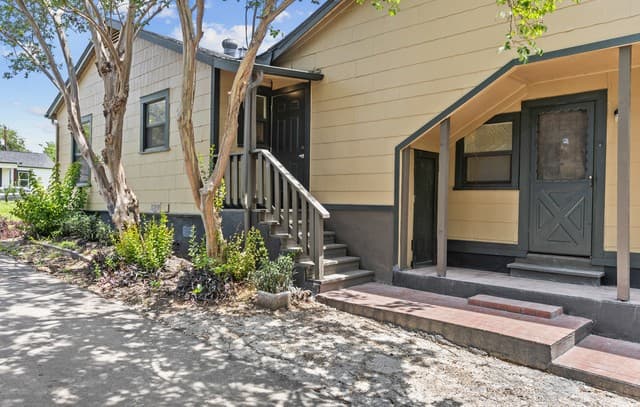 4-bedroom rental at 914 Halliday Ave in San Antonio, TX — photo 4