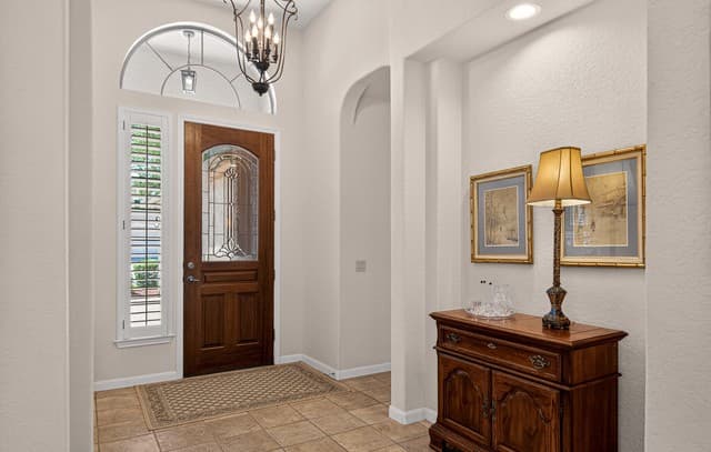 3-bedroom rental at 239 Garden Hill in San Antonio, TX — photo 1