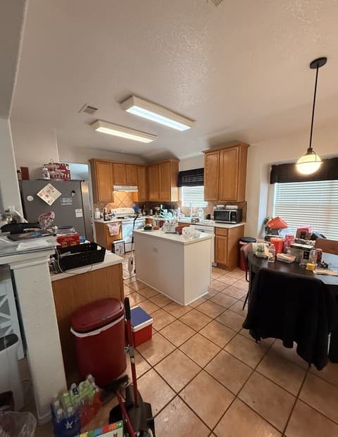 3-bedroom rental at 12803 Vidorra Vista Dr in San Antonio, TX — photo 4