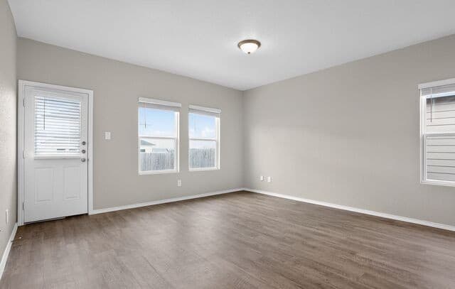 4-bedroom rental at 4117 Asher Aly in St Hedwig, TX — photo 4