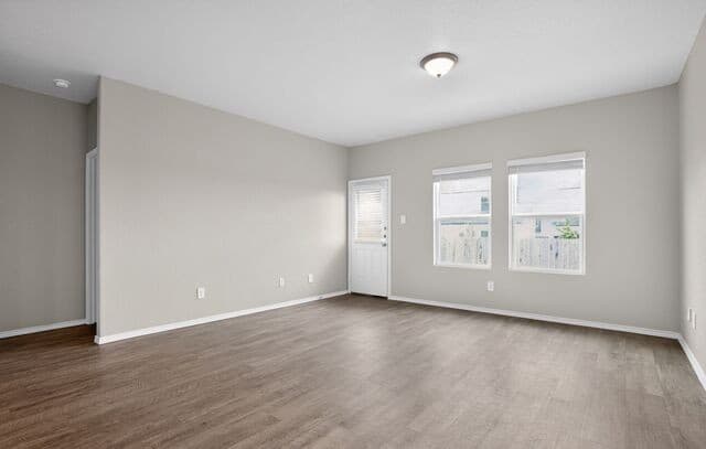 4-bedroom rental at 4117 Asher Aly in St Hedwig, TX — photo 5