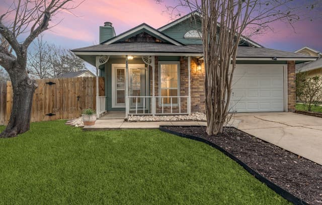 3-bedroom rental at 3335 Stone Cave in San Antonio, TX — photo 1
