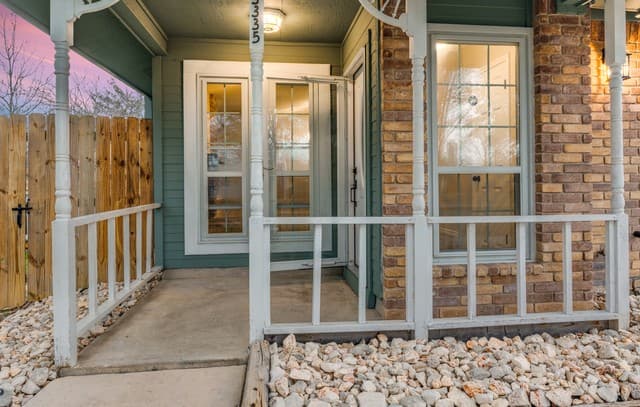 3-bedroom rental at 3335 Stone Cave in San Antonio, TX — photo 3