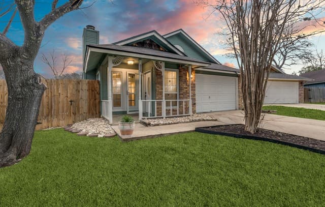 3-bedroom rental at 3335 Stone Cave in San Antonio, TX — photo 5
