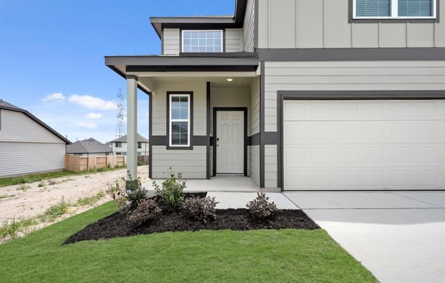 4-bedroom rental at 8542 Catnip Pass in Elmendorf, TX — photo 3
