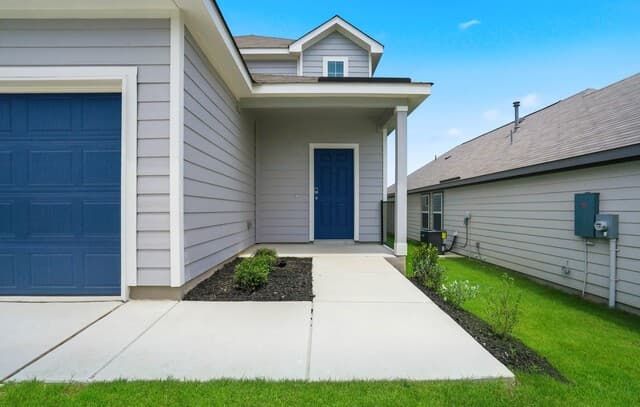 5-bedroom rental at 8543 Catnip Pass in Elmendorf, TX — photo 3