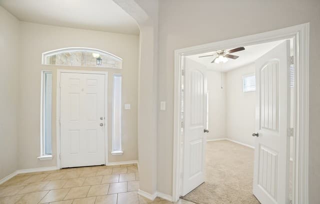 3-bedroom rental at 724 Smooth Wine in Cibolo, TX — photo 5