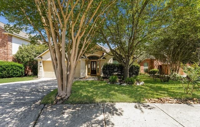 3-bedroom rental at 24018 Briarbrook Way in San Antonio, TX — photo 1