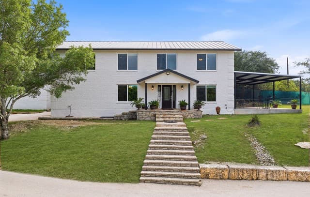 4-bedroom rental at 25951 Mahogony Trl in San Antonio, TX — photo 1