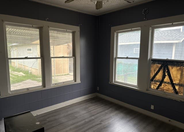 3-bedroom rental at 315 Linares in San Antonio, TX — photo 5