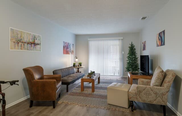 1-bedroom rental at 923 Vance Jackson Rd Unit 708 in San Antonio, TX — photo 3