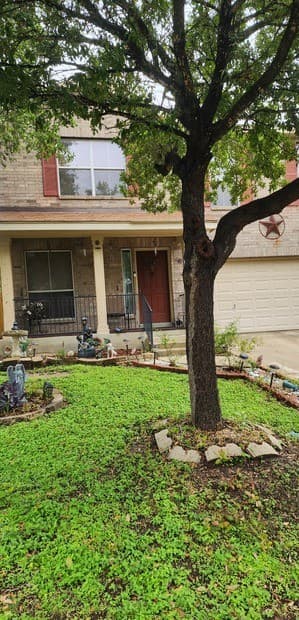 3-bedroom rental at 6935 Caribou Creek in San Antonio, TX — photo 2