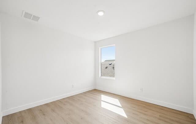 4-bedroom rental at 4411 Sediment Crk in San Antonio, TX — photo 5