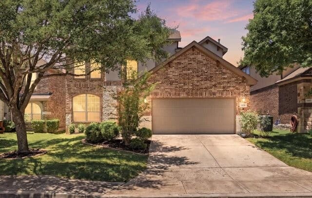 4-bedroom rental at 7643 Culebra Vly in San Antonio, TX — photo 1