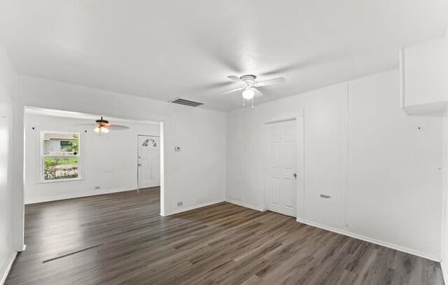 3-bedroom rental at 304 Andrews in San Antonio, TX — photo 3