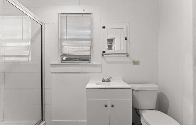 3-bedroom rental at 304 Andrews in San Antonio, TX — photo 4