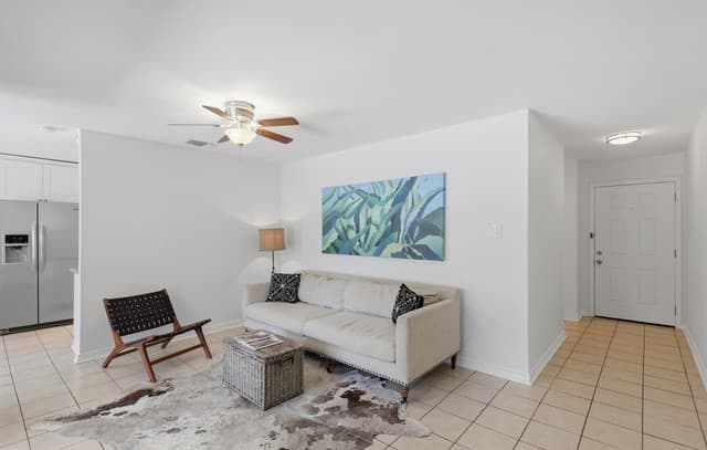 2-bedroom rental at 100 Lorenz Rd Unit 704 in San Antonio, TX — photo 1