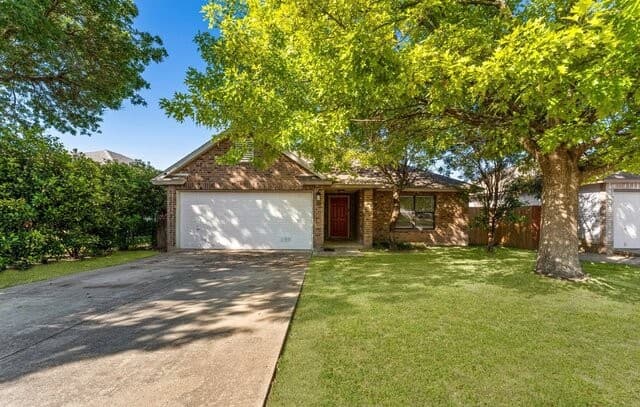 3-bedroom rental at 9518 Arcadia Crk in San Antonio, TX — photo 1