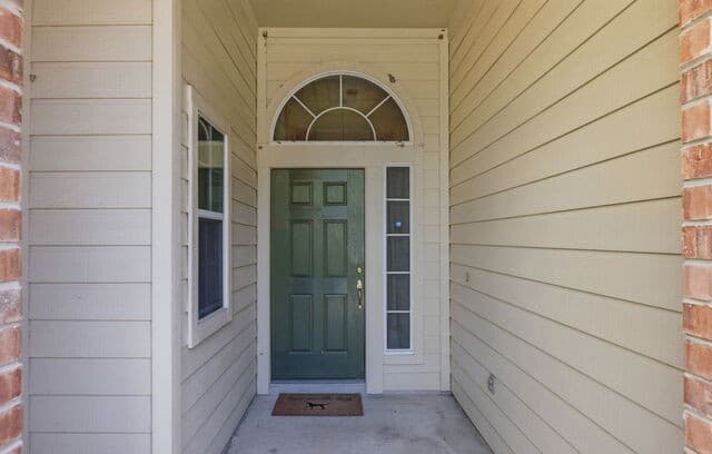 3-bedroom rental at 23711 Beaver Crk in San Antonio, TX — photo 3
