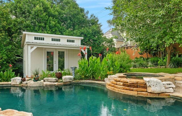 4-bedroom rental at 508 Canterbury Hill St in San Antonio, TX — photo 1