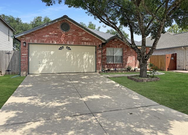 3-bedroom rental at 10306 Western Sun in San Antonio, TX — photo 1