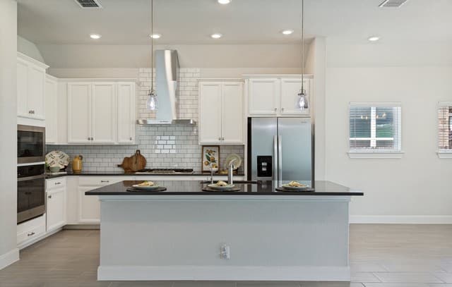 3-bedroom rental at 1202 Taubenfeld in San Antonio, TX — photo 4