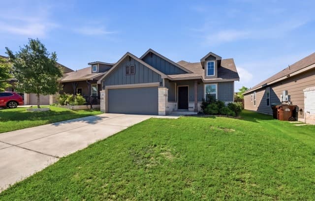 3-bedroom rental at 332 Salz Way in San Antonio, TX — photo 2
