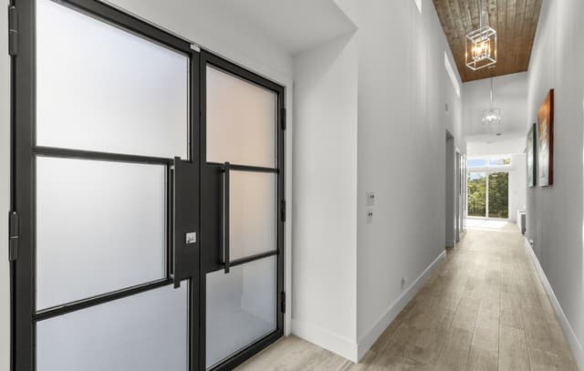 4-bedroom rental at 1527 Silent Hollow in San Antonio, TX — photo 4