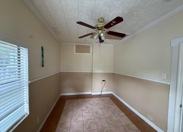 2-bedroom rental at 122 Tipton in San Antonio, TX — photo 5