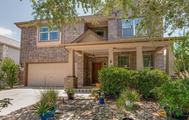 4-bedroom rental at 3116 Pencil Cholla in Schertz, TX — photo 2