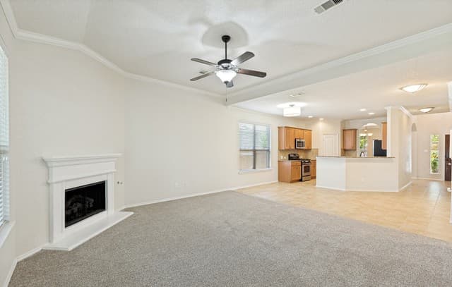 4-bedroom rental at 3116 Pencil Cholla in Schertz, TX — photo 5