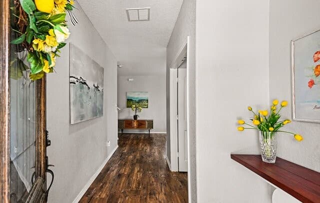 5-bedroom rental at 129 Rocky Path in Boerne, TX — photo 2