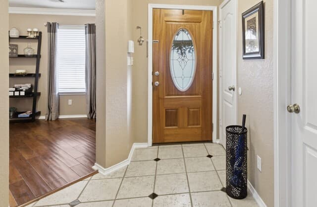 3-bedroom rental at 2326 Boxer Palm in San Antonio, TX — photo 3