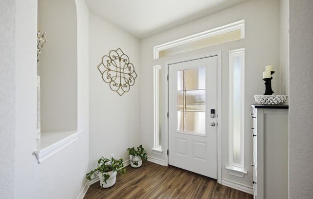 4-bedroom rental at 8602 Knapp Rise in San Antonio, TX — photo 4