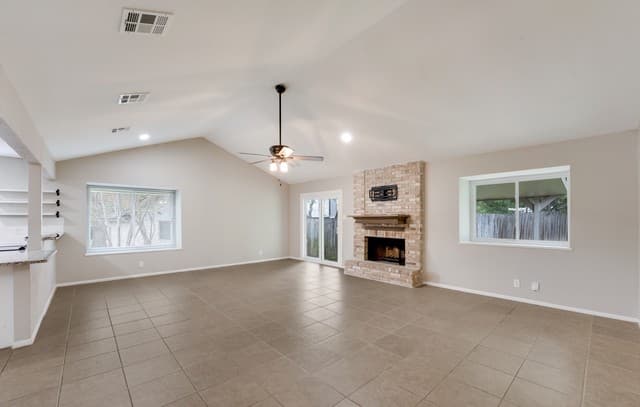 3-bedroom rental at 6239 Welles Brook Dr in San Antonio, TX — photo 1