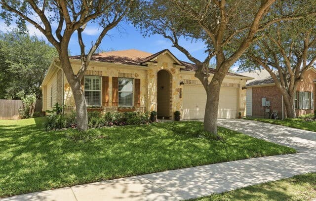 3-bedroom rental at 609 Silo Street in Schertz, TX — photo 1