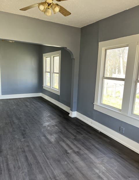 3-bedroom rental at 803 Piedmont Ave in San Antonio, TX — photo 3