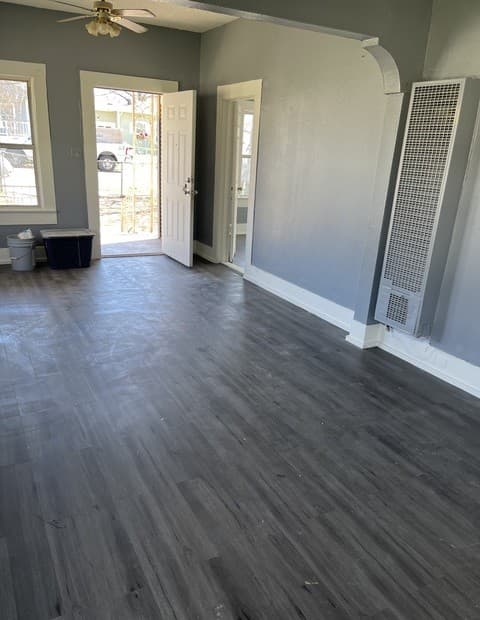 3-bedroom rental at 803 Piedmont Ave in San Antonio, TX — photo 4