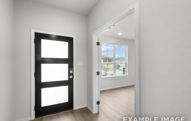 4-bedroom rental at 6434 Lowrie Block in San Antonio, TX — photo 2